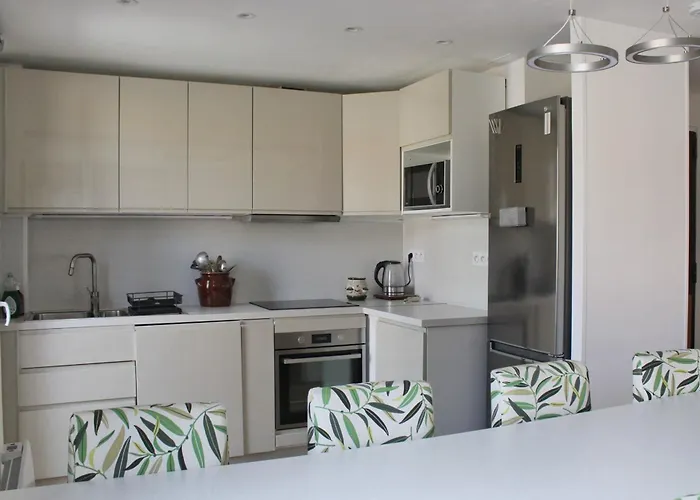 Spacious Cocoon In Appartement