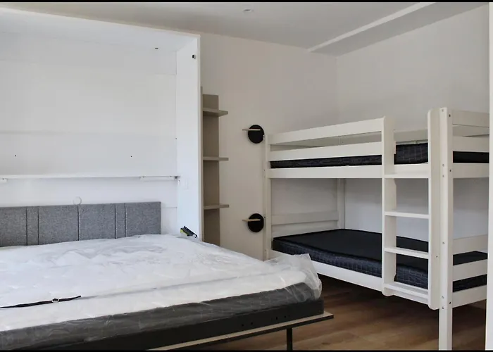 Spacious Cocoon In