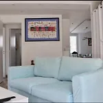 Spacious Cocoon In *