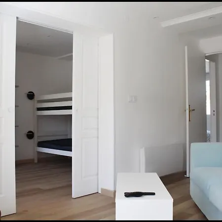 Spacious Cocoon In Daire Six-Fours-les-Plages